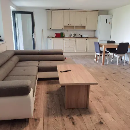 Sunset House Piešťany červená Veža Appartamento *