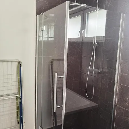 Appartamento Sunset House Piešťany červená Veža