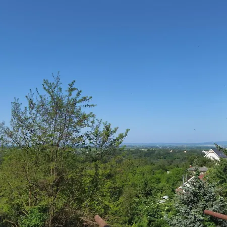 Sunset House Piešťany červená Veža * Banka