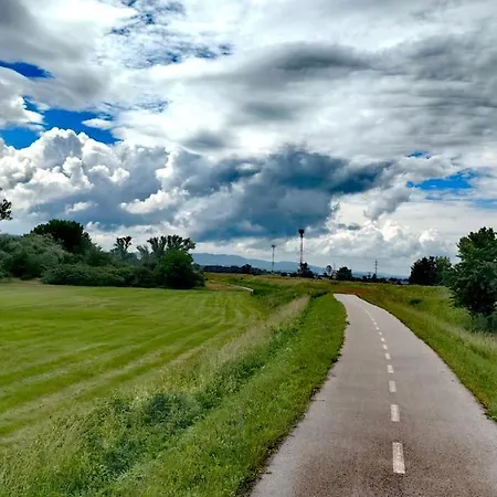 Appartamento Sunset House Piešťany červená Veža *